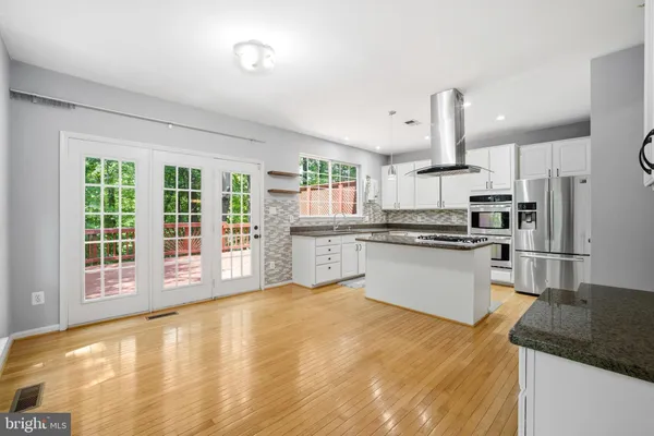 $779,600 | 4601 Buckhorn Ridge, Fairfax, VA 22030