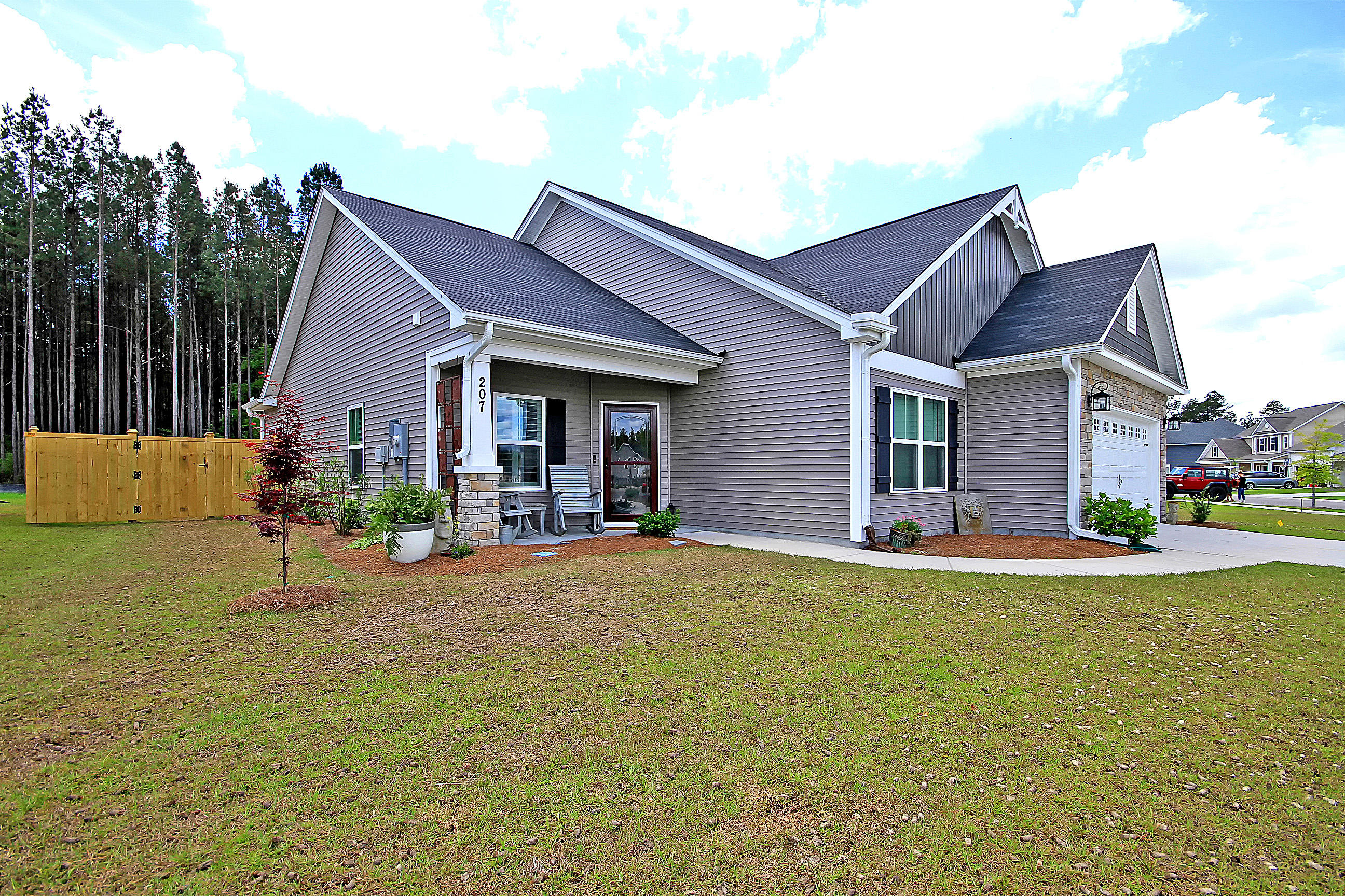 207 Saxony Loop Summerville, SC 29486 - Photo 11 of 36 IMG_0856 copy