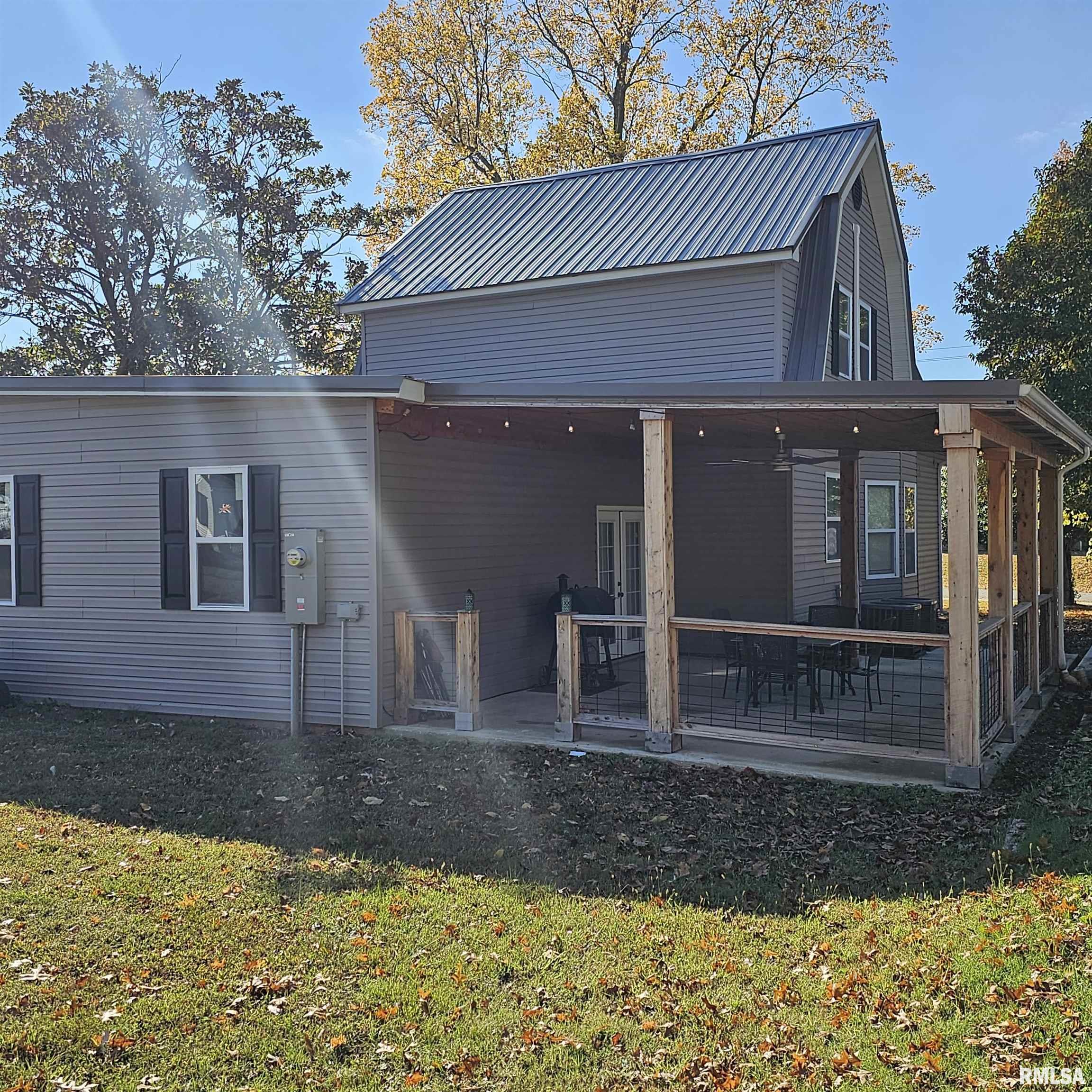 228 South Karber Street Ridgway, IL 62979 - Photo 5 of 34