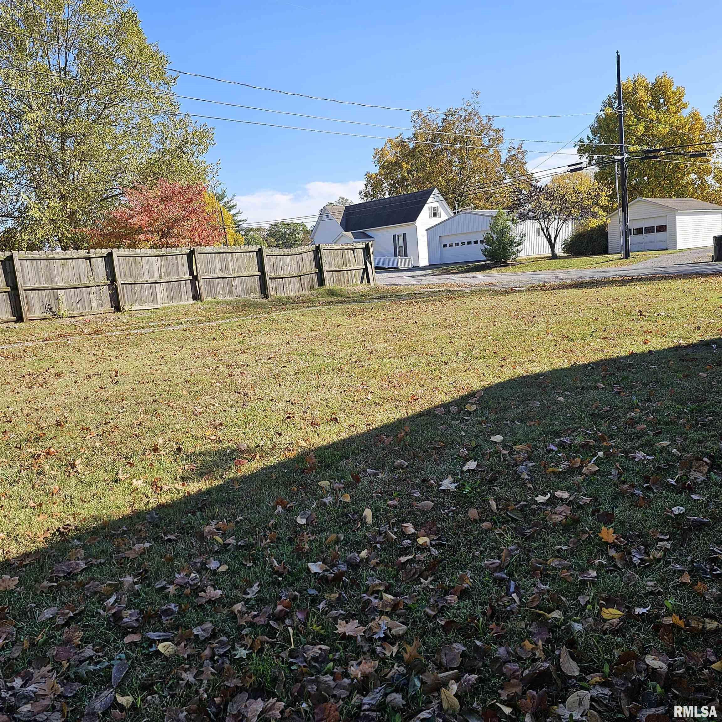 228 South Karber Street Ridgway, IL 62979 - Photo 7 of 34