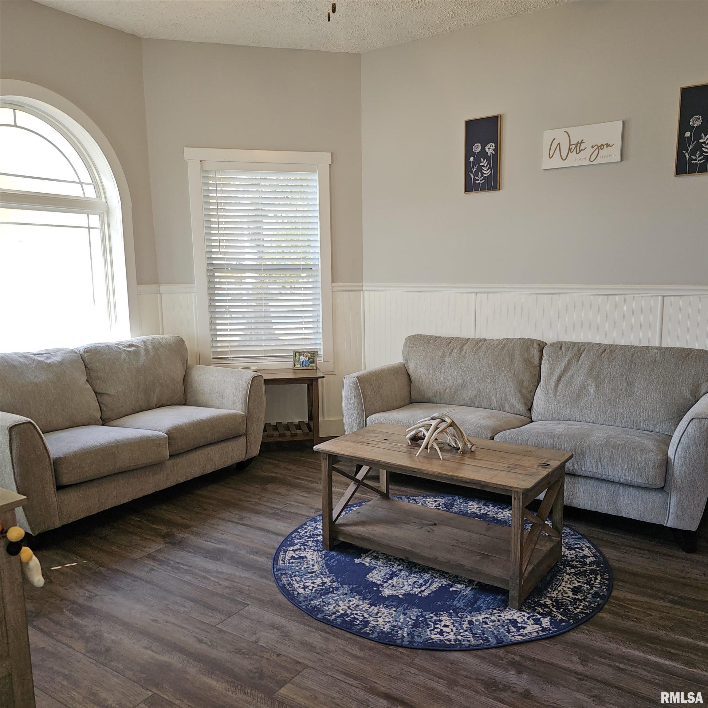 228 South Karber Street Ridgway, IL 62979 - Photo 9 of 34