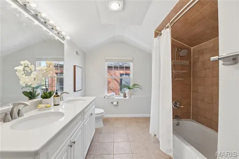 $450,000 | 7918 Cornell Avenue, University City, MO 63130