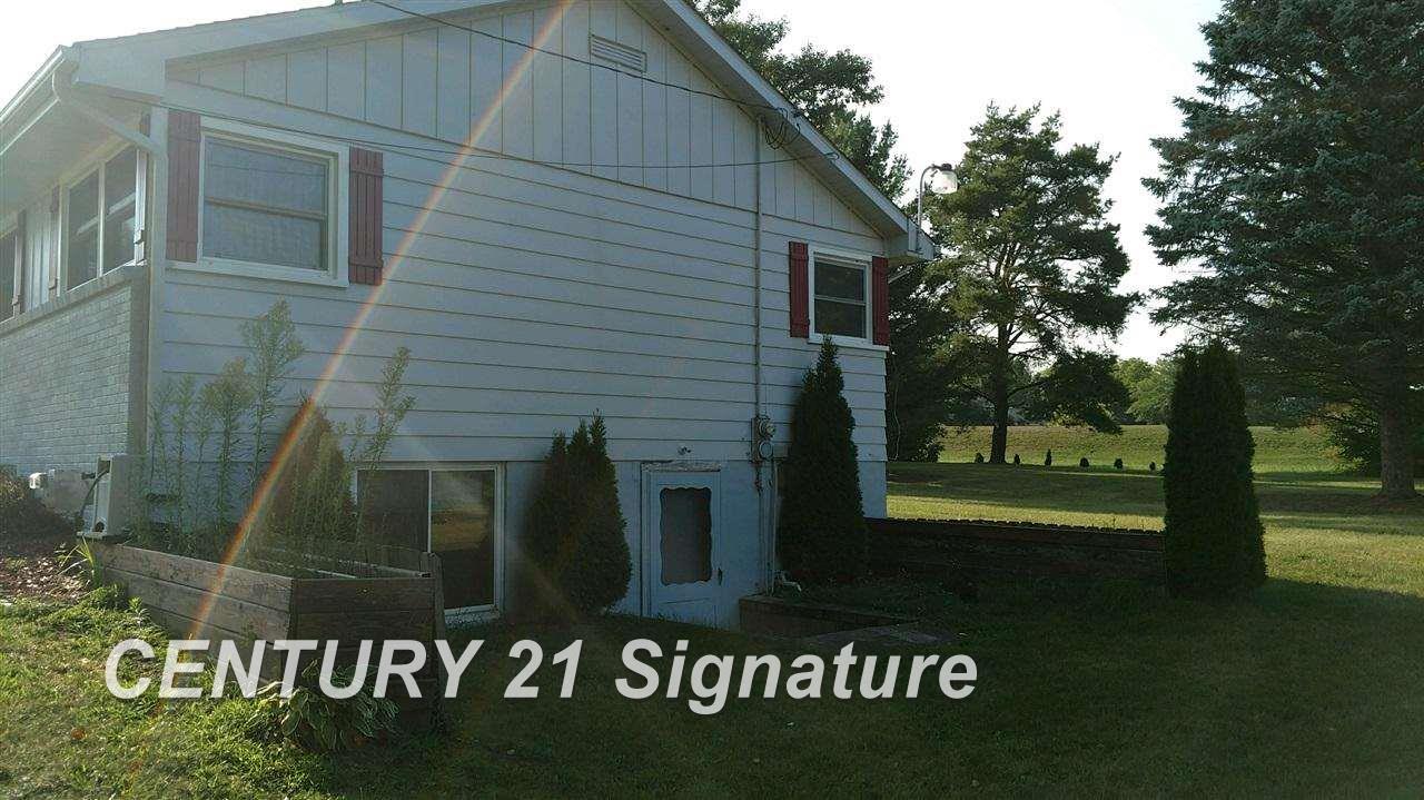 9430 Coldwater Road Flushing, MI 48433 - Photo 10 of 12