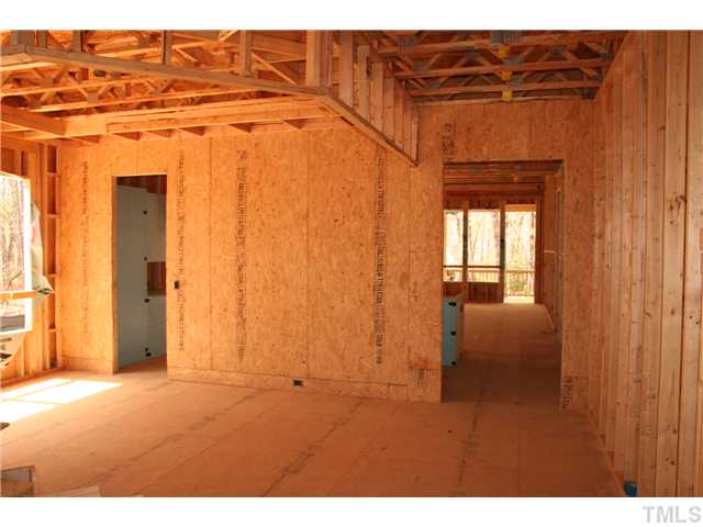 8100 Cranes Place Raleigh, NC 27615 - Photo 5 of 9