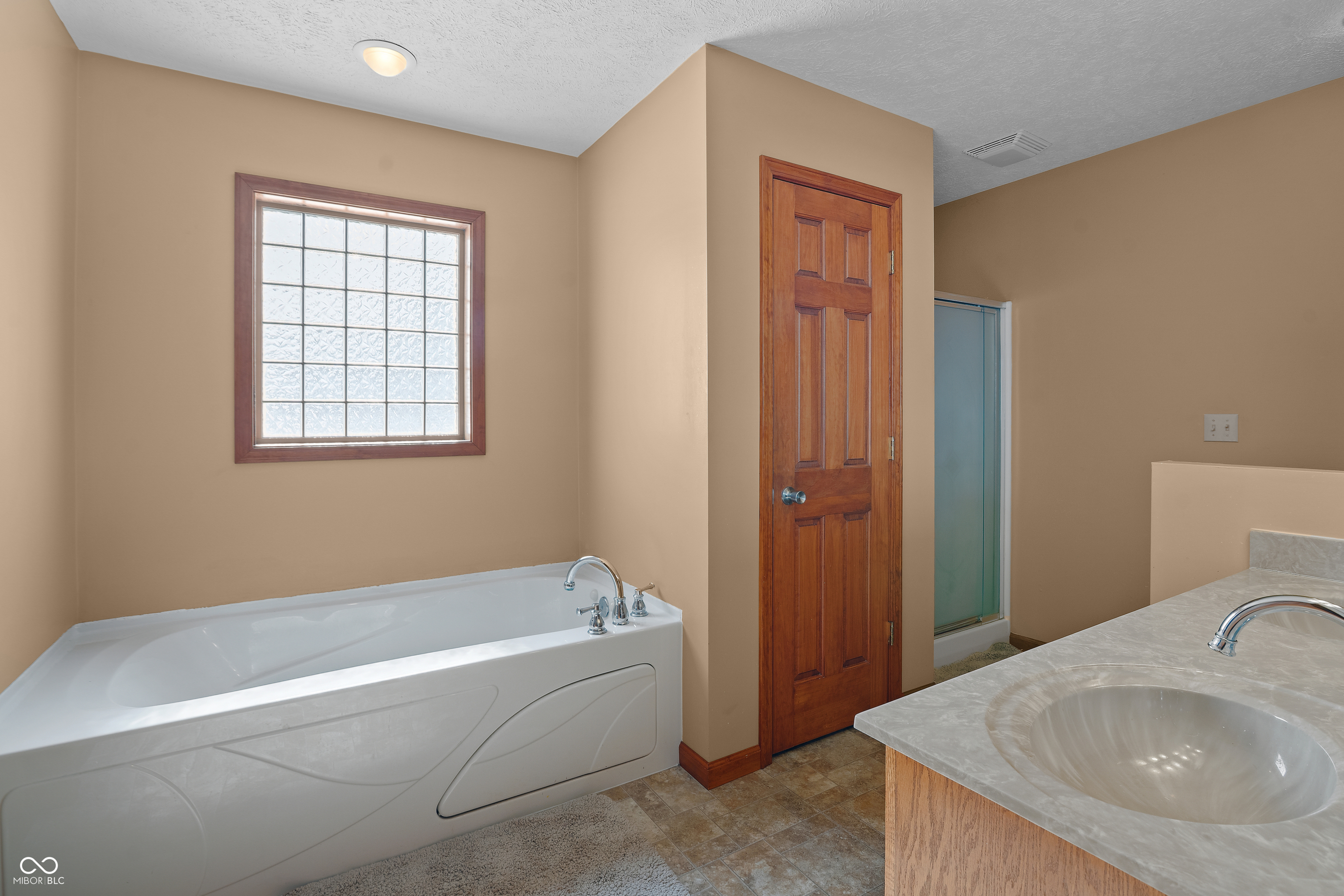 1605 Sutton Street Alexandria, IN 46001 - Photo 20 of 39