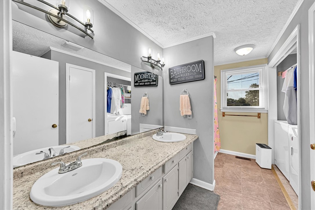 226 South Fishtrap Road Greenville, SC 29611 - Photo 14 of 47 Gallery Image 14