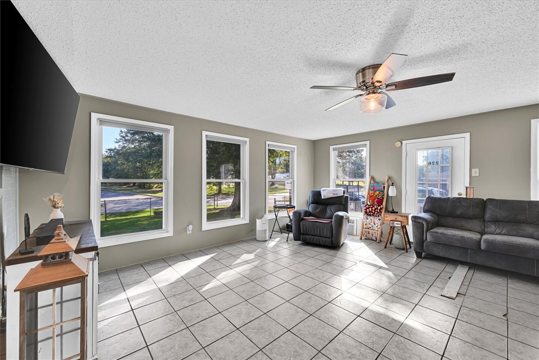 226 South Fishtrap Road Greenville, SC 29611 - Photo 20 of 47 Gallery Image 20