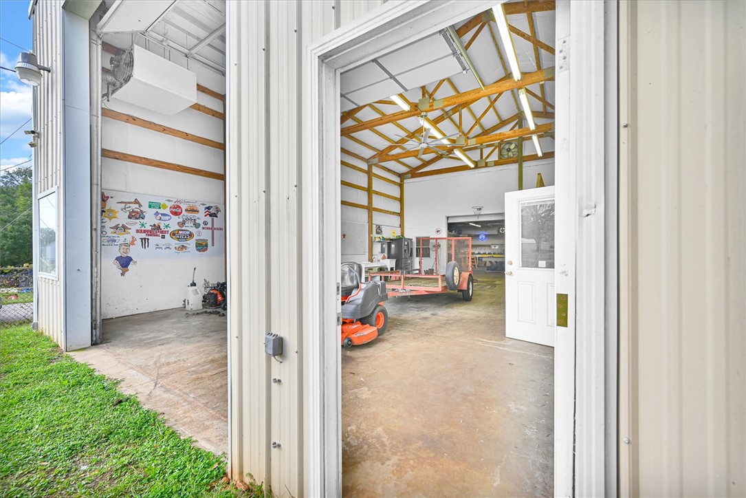 226 South Fishtrap Road Greenville, SC 29611 - Photo 24 of 47 Gallery Image 24