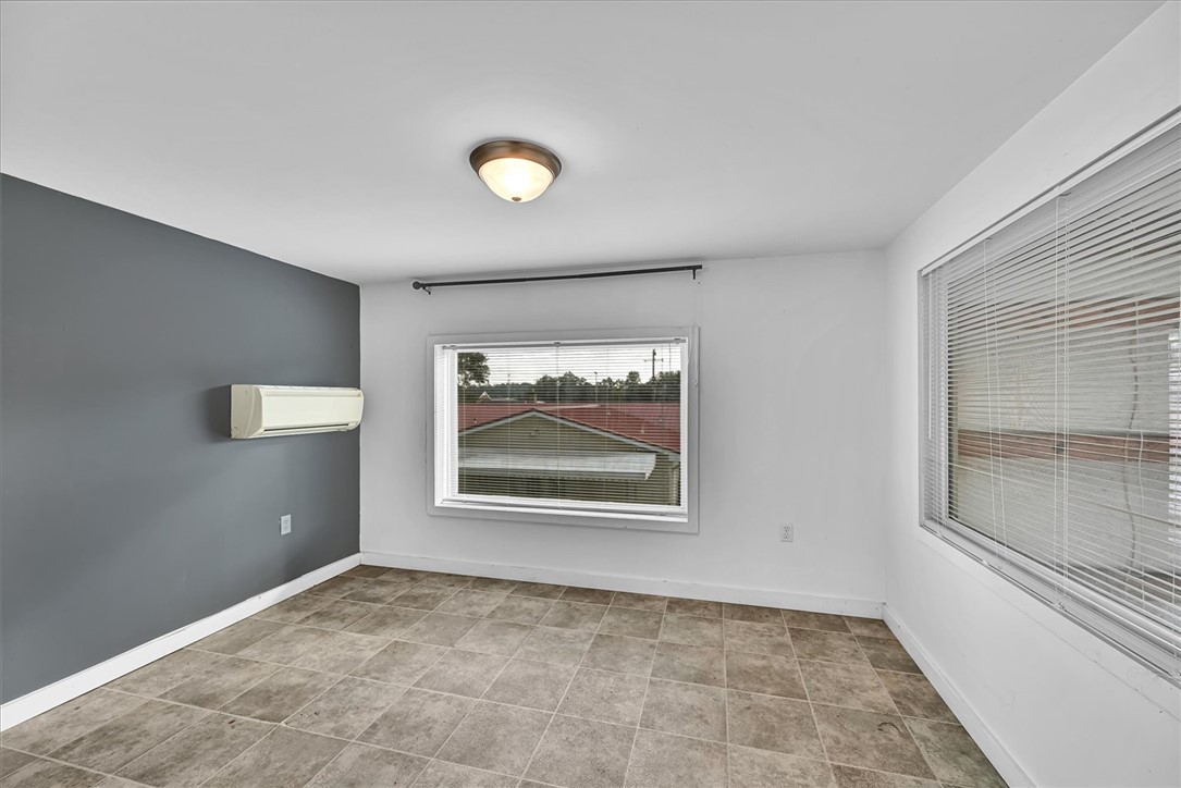 226 South Fishtrap Road Greenville, SC 29611 - Photo 41 of 47 Gallery Image 41