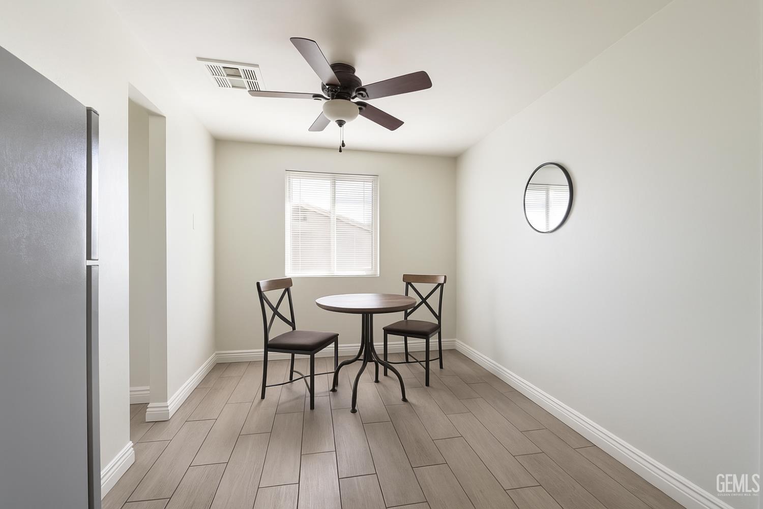 818 Decatur Street Bakersfield, CA 93308 - Photo 6 of 15 DECATUR6