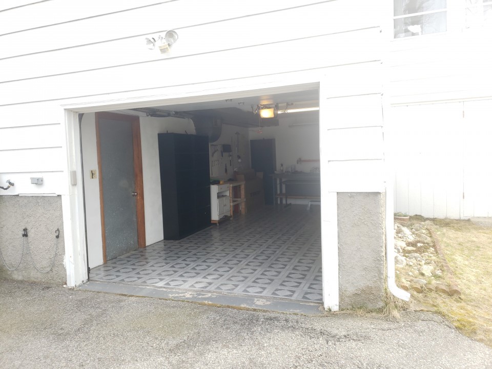 610 Logee Street Woonsocket, RI 02895 - Photo 4 of 34