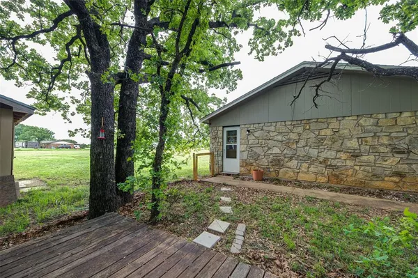 $275,000 | 514 Gilliland Road, Springtown, TX 76082