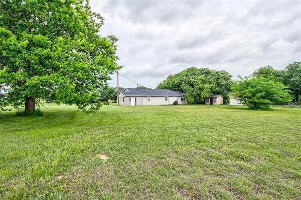 $275,000 | 514 Gilliland Road, Springtown, TX 76082