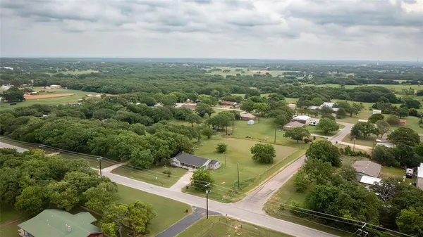 $275,000 | 514 Gilliland Road, Springtown, TX 76082