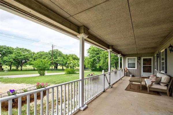 $275,000 | 514 Gilliland Road, Springtown, TX 76082