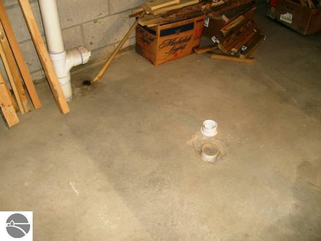 857 Quail Road Southwest Kalkaska, MI 49646 - Photo 23 of 25 1728952-22.JPG
