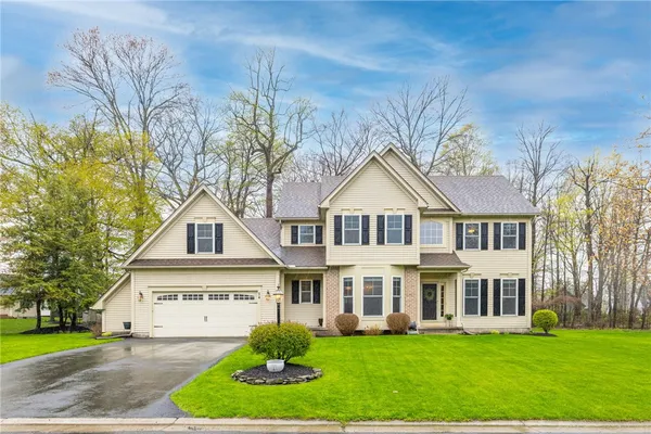 $439,900 | 74 Brookline Lane, Greece, NY 14616