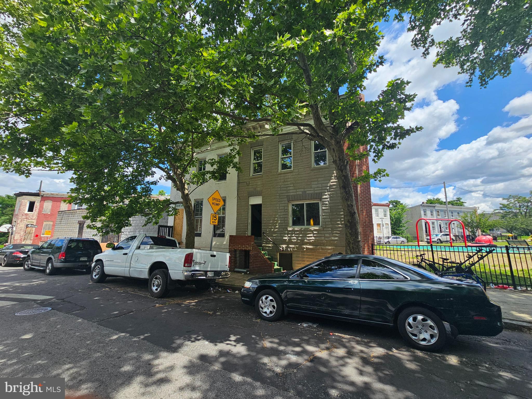121 South Calverton Road Baltimore, MD 21223 - Photo 2 of 10 Gallery Image 2