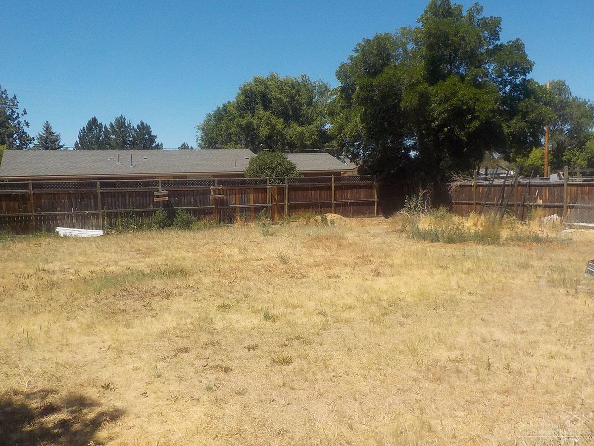 2157 Southwest 22nd Street Redmond, OR 97756 - Photo 13 of 14 Additional Photo