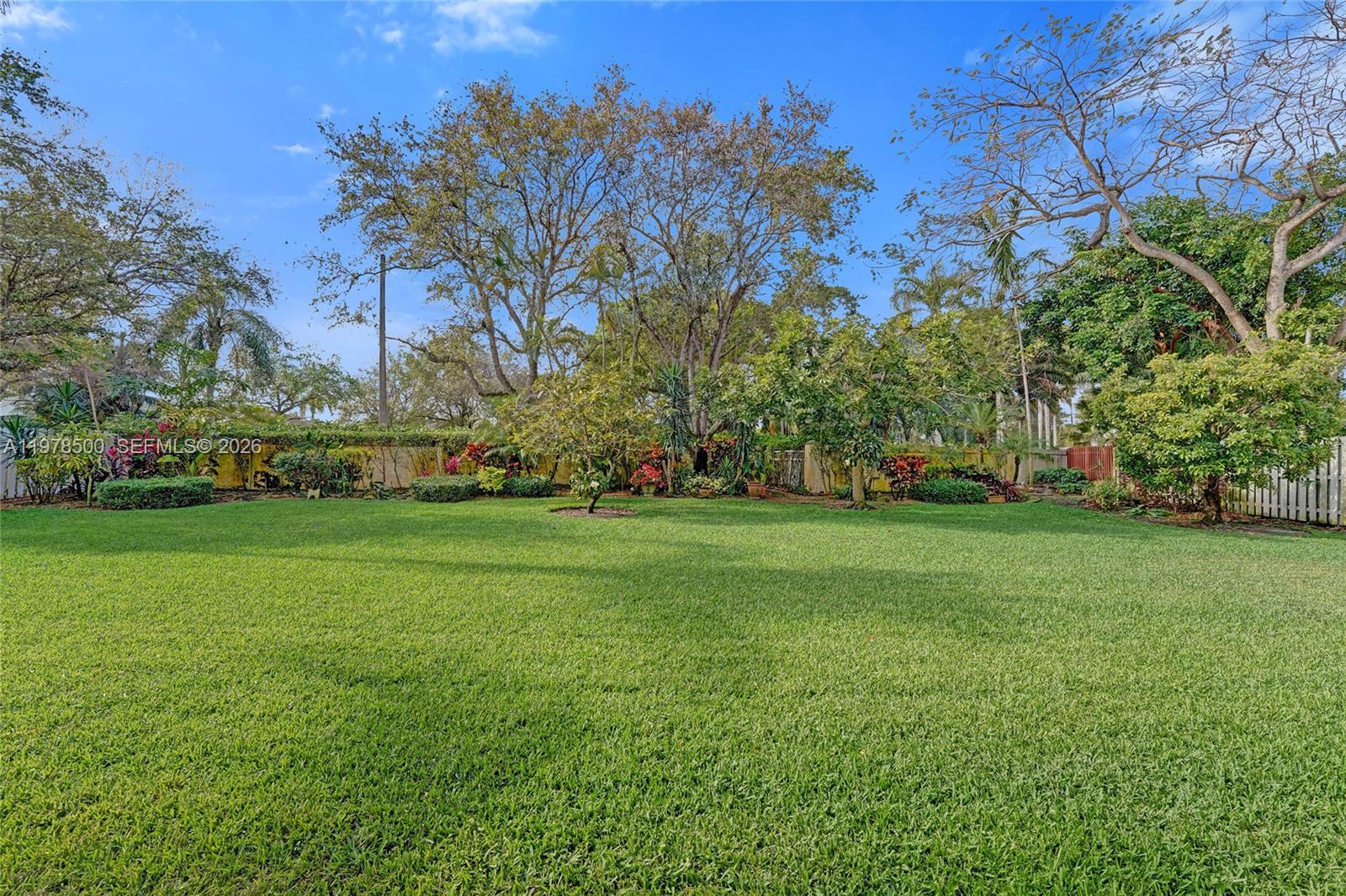 14686 Southwest 35th Court Miramar, FL 33027 - Photo 5 of 59