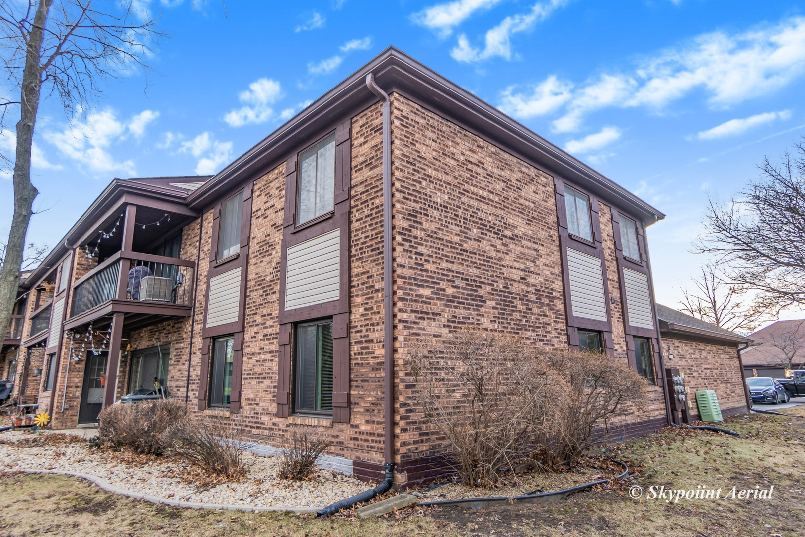3231 West 184th Street, Unit 2B Homewood, IL 60430 - Photo 19 of 22 a backyard of a house