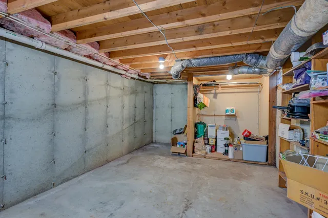 $445,000 | 78 School Street, Effingham, NH 03882