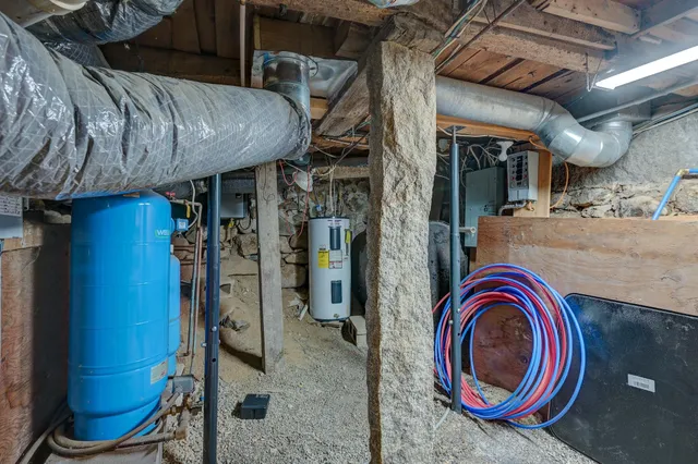 $445,000 | 78 School Street, Effingham, NH 03882