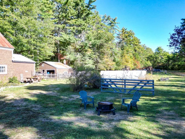 $445,000 | 78 School Street, Effingham, NH 03882