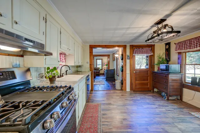 $445,000 | 78 School Street, Effingham, NH 03882