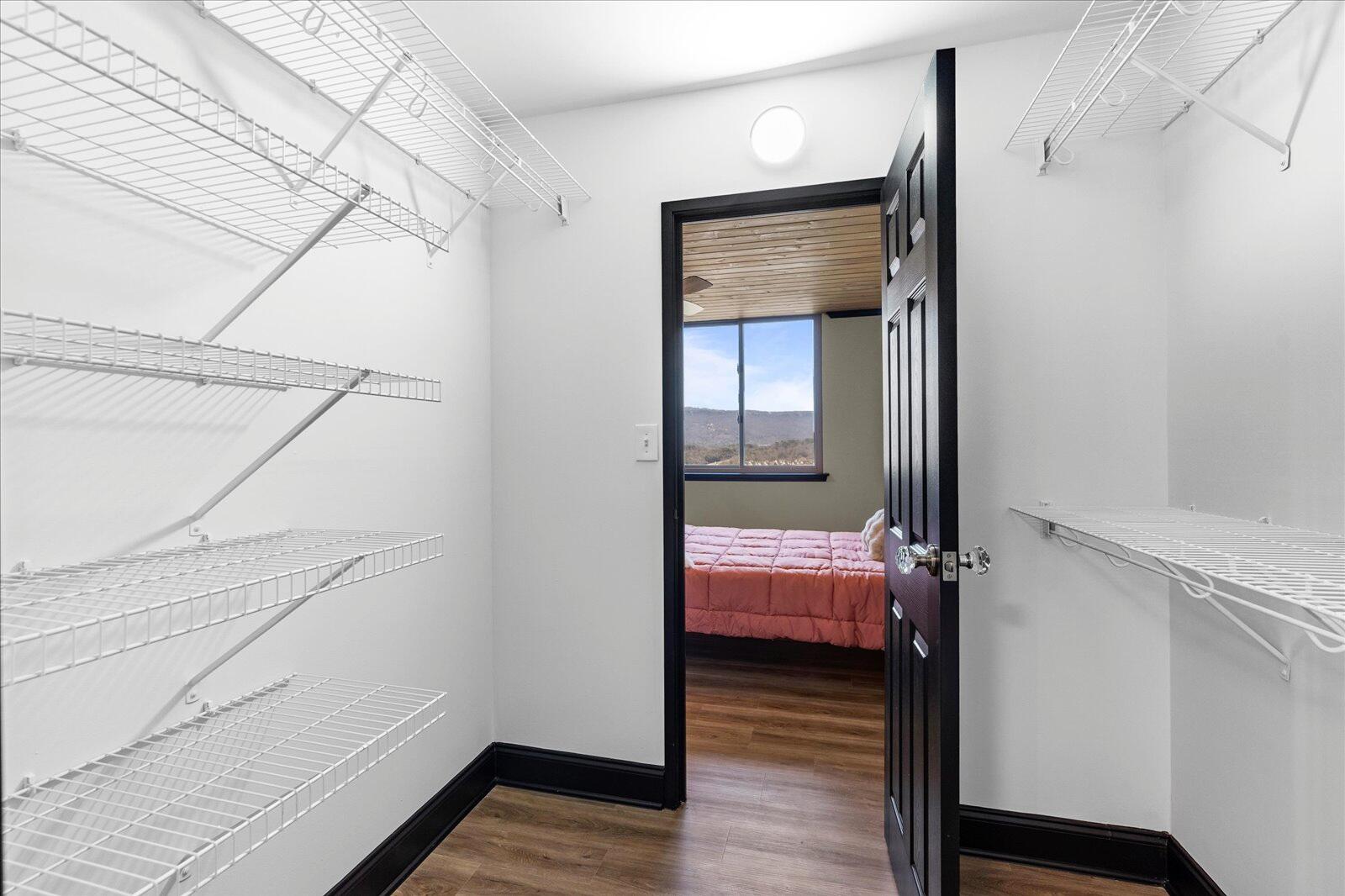 1131 Stringers Ridge Road, Unit 10B Chattanooga, TN 37405 - Photo 14 of 40 2875