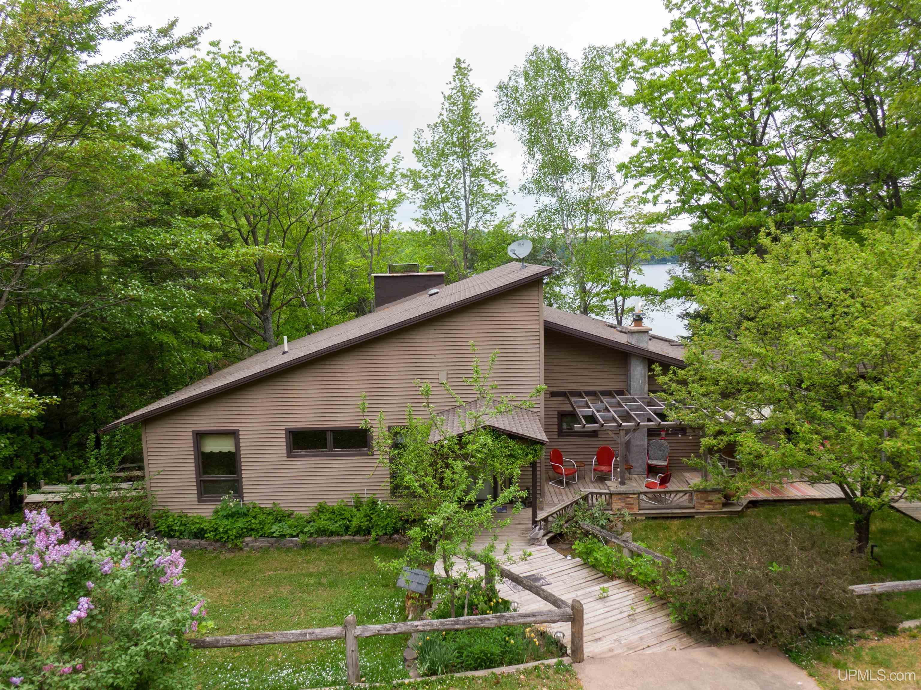 1605 Engman Lake Road Skandia, MI 49885 - Photo 5 of 90