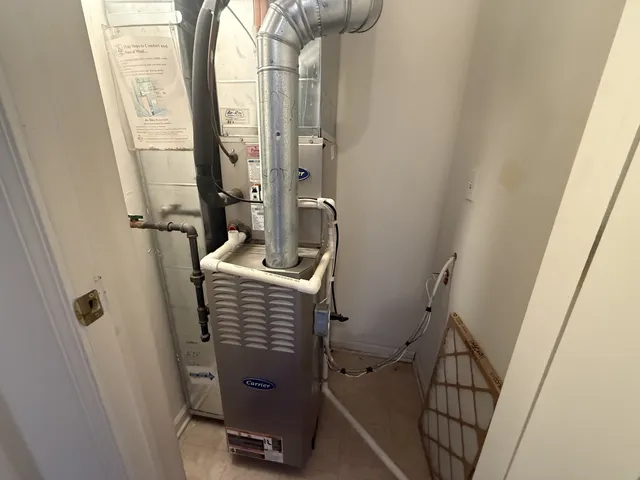 $349,000 | 855 East 22nd Street, Unit 202, Lombard, IL 60148