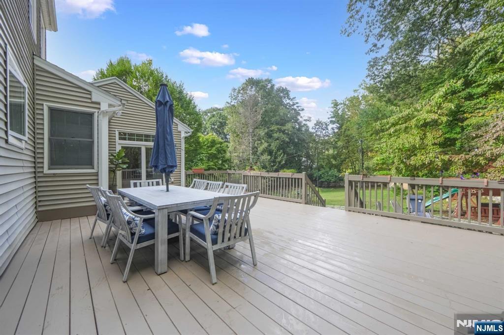 5 Monroe Drive Mahwah, NJ 07430 - Photo 30 of 32