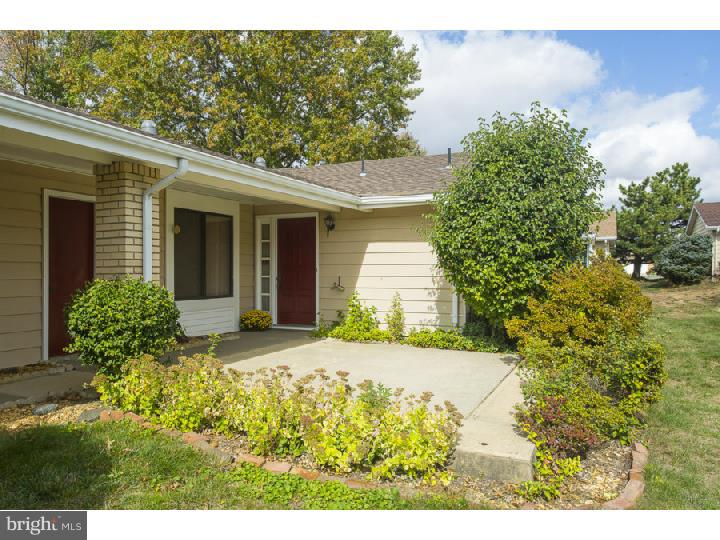 228 Convent Road, Unit B Monroe Township, NJ 08831 - Photo 2 of 25 Exterior Front
