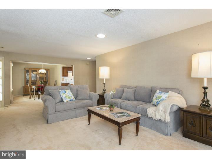 228 Convent Road, Unit B Monroe Township, NJ 08831 - Photo 9 of 25 Living Room