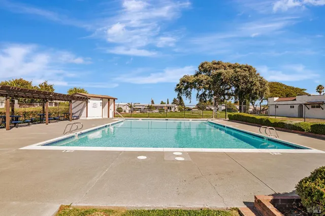 $269,000 | 86 Biltmore Court, Fairfield, CA 94533