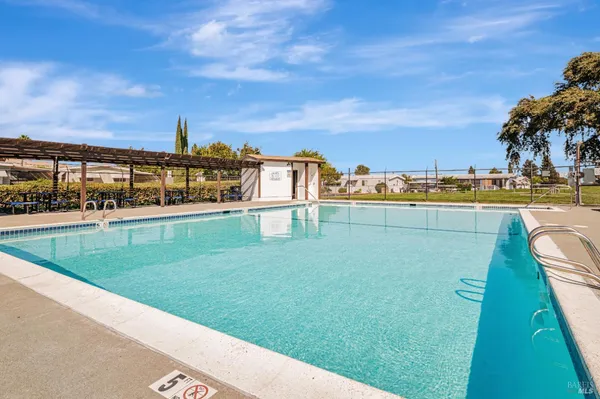 $269,000 | 86 Biltmore Court, Fairfield, CA 94533