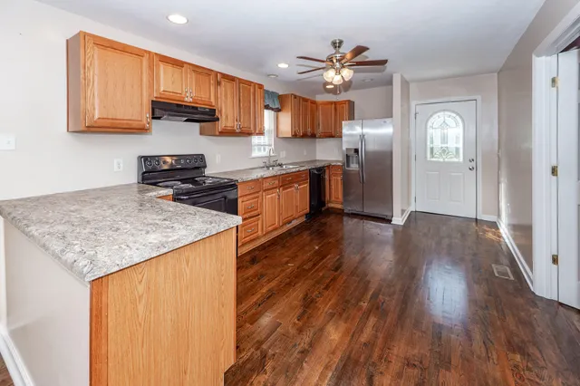 $499,000 | 156 Hidden Hills Road, Cross, SC 29436