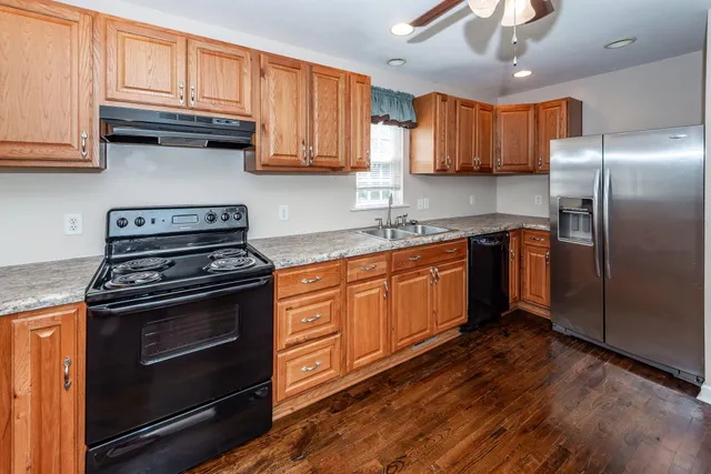 $499,000 | 156 Hidden Hills Road, Cross, SC 29436