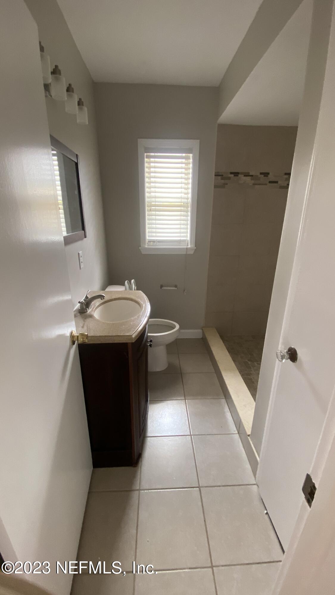 1543 Nicholson Road, Unit 3 Jacksonville, FL 32207 - Photo 11 of 17 5C262FCB-5C16-4BF4-A412-B16DA2B18433