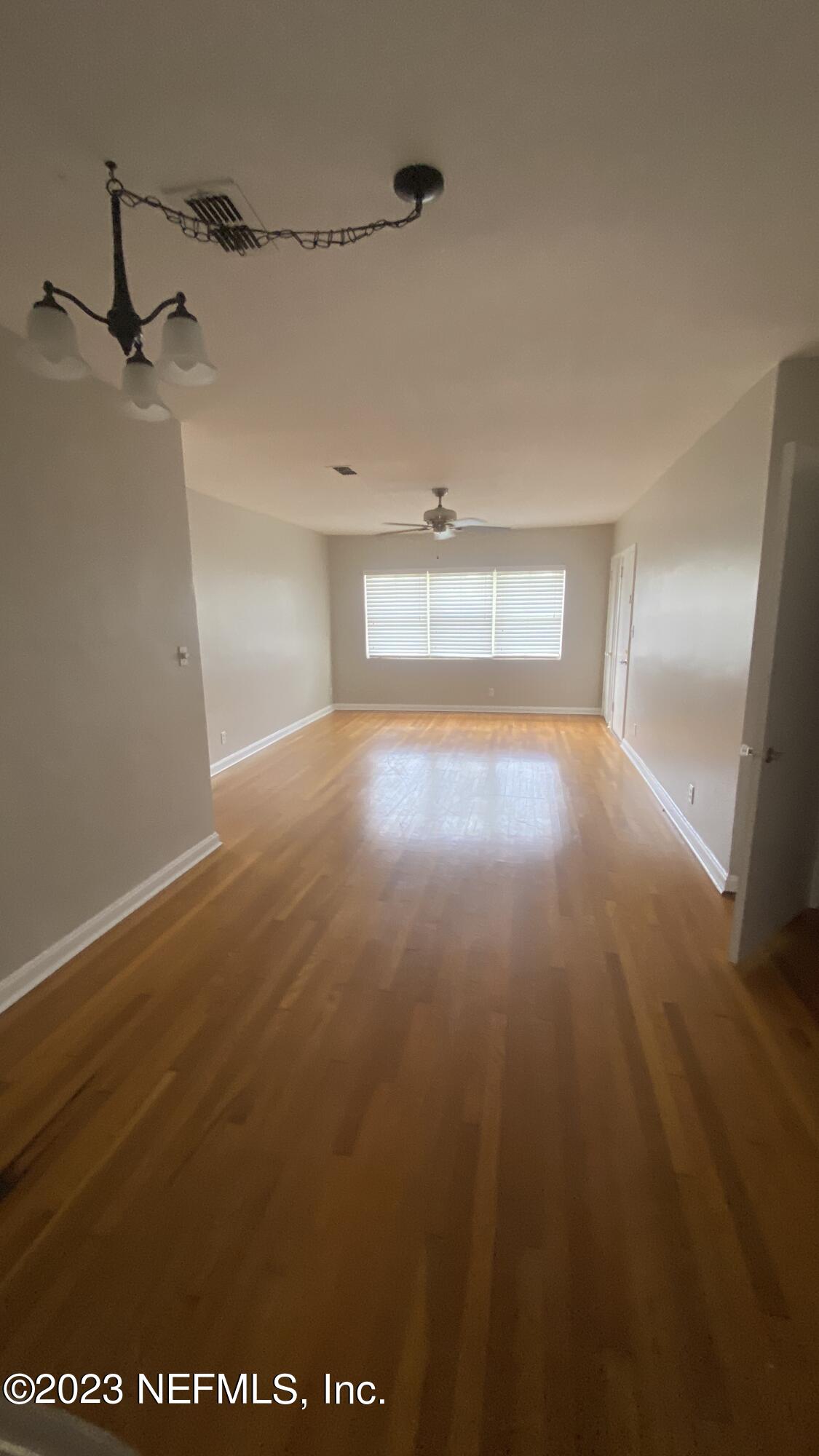 1543 Nicholson Road, Unit 3 Jacksonville, FL 32207 - Photo 4 of 17 CB2F0FB9-6D5D-4304-950E-F0B43E90B17A