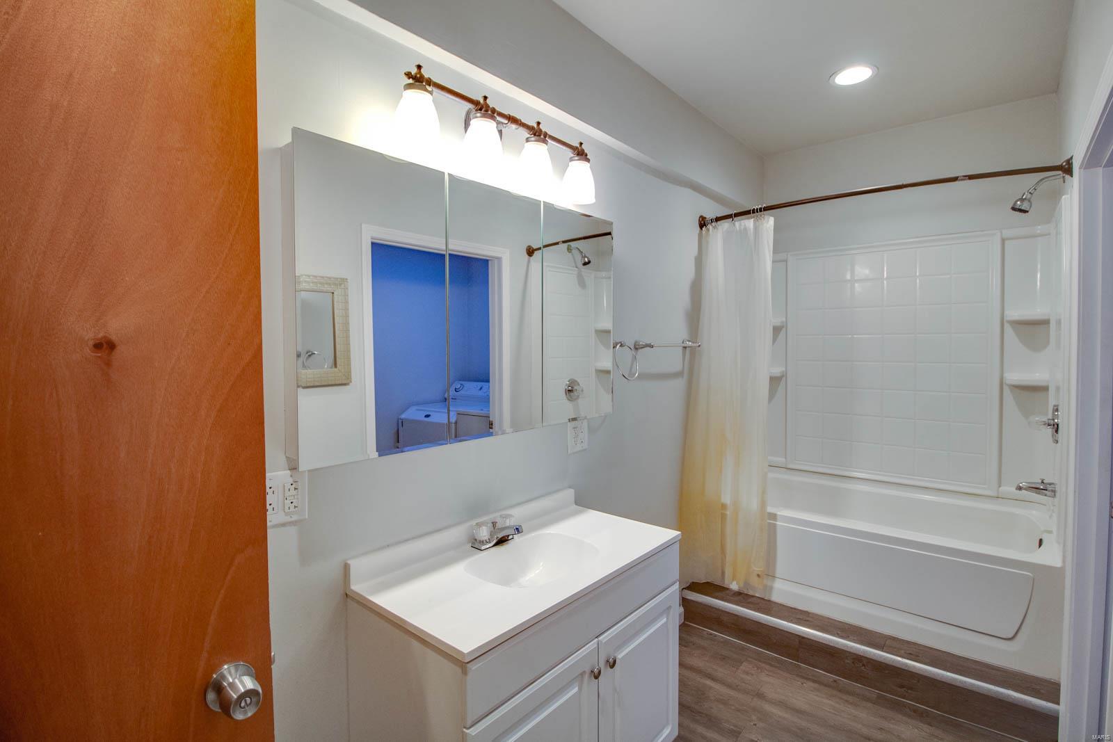 125 West 3rd Street Roxana, IL 62084 - Photo 11 of 31