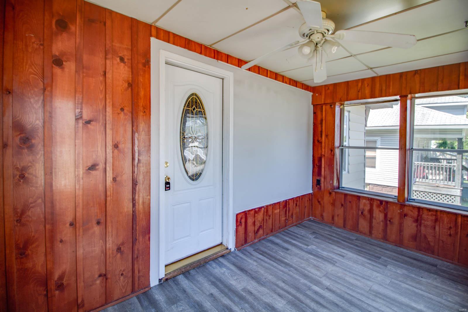 125 West 3rd Street Roxana, IL 62084 - Photo 6 of 31