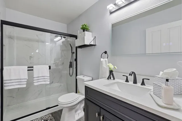 $740,000 | 1680 El Camino De Vida, Hollister, CA 95023