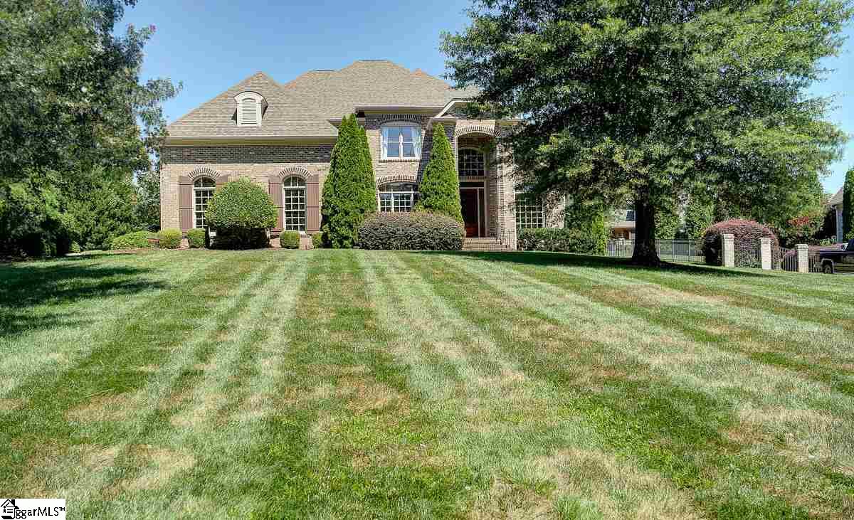 136 Ramsford Lane Simpsonville, SC 29681 - Photo 2 of 36 Gallery Image 2