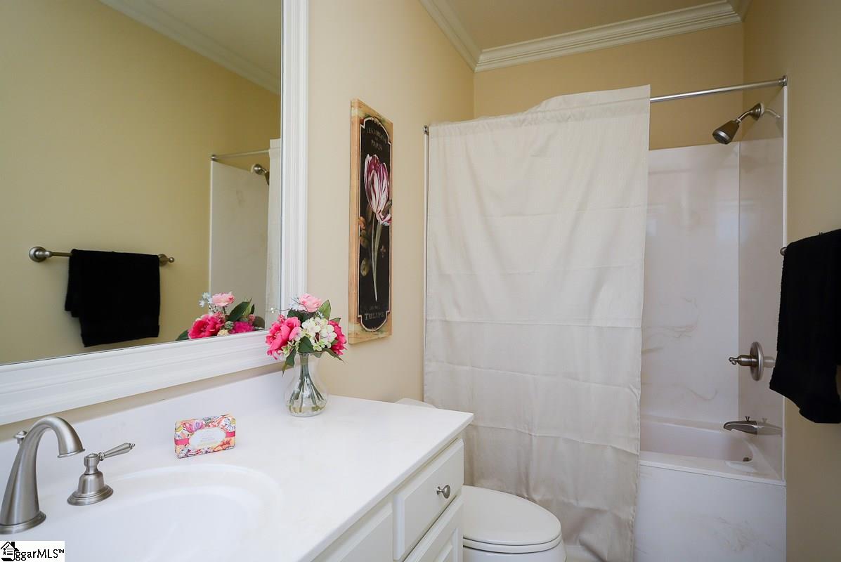 136 Ramsford Lane Simpsonville, SC 29681 - Photo 30 of 36 Gallery Image 30