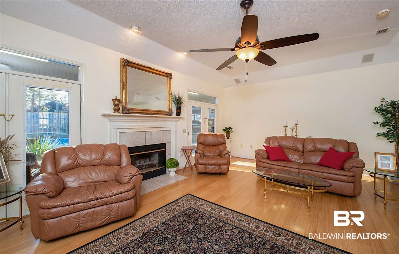 1774 Woodridge Drive Atmore, AL 36502 - Photo 5 of 40