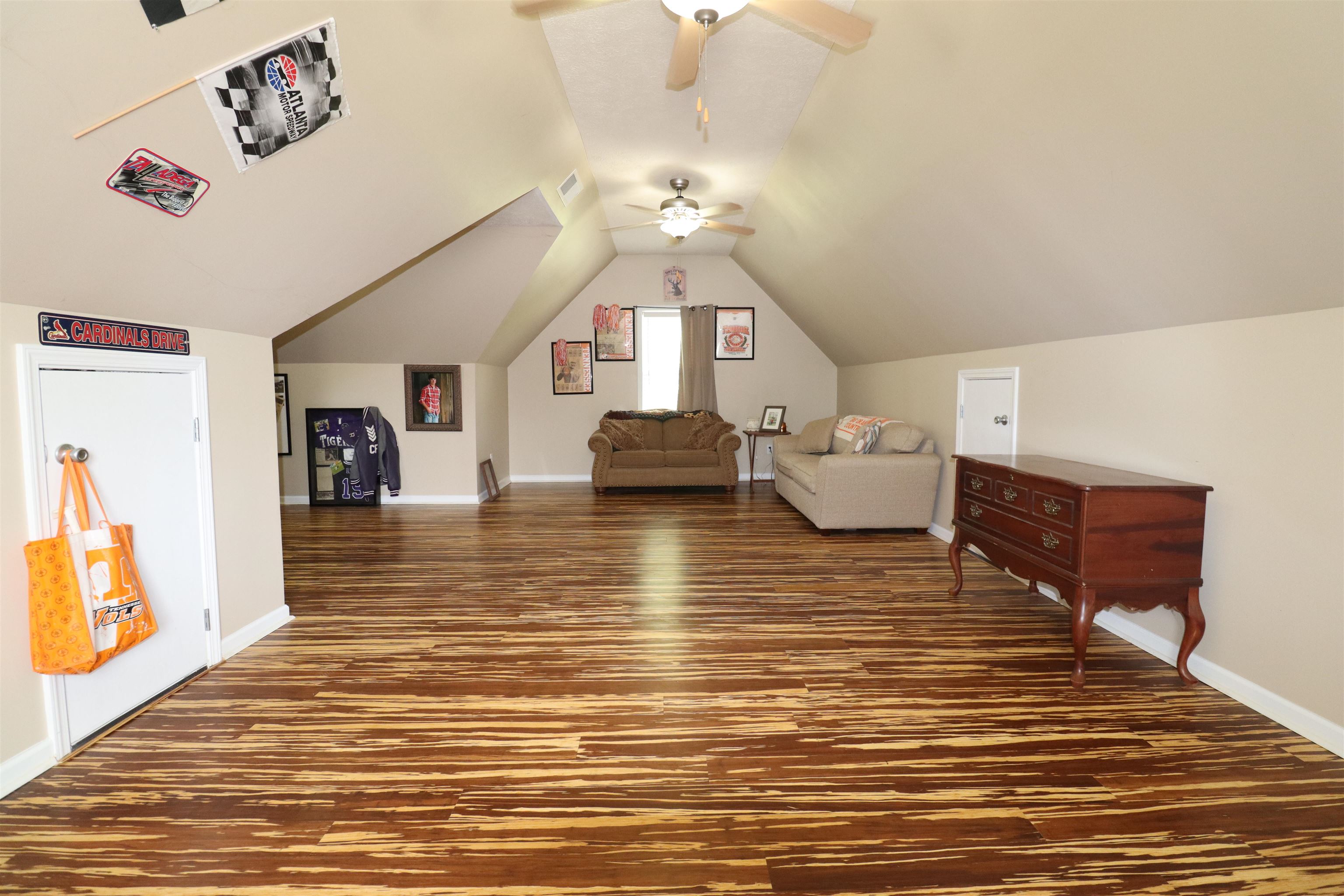 730 Durhamville Road Ripley, TN 38063 - Photo 27 of 40 a living room with furniture