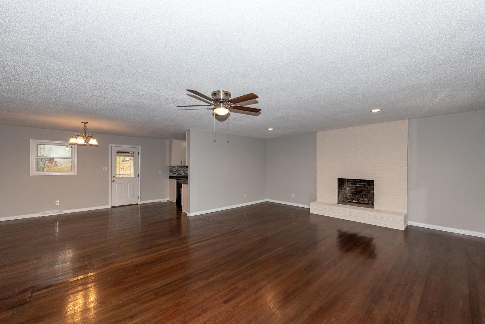 2829 Rambling Road Maryville, TN 37801 - Photo 6 of 39 Gallery Image 6