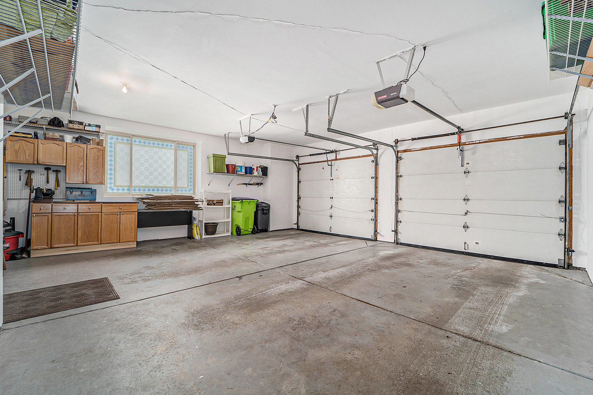 764 South Milford Road Milford, MI 48381 - Photo 13 of 17 2 Car Garage